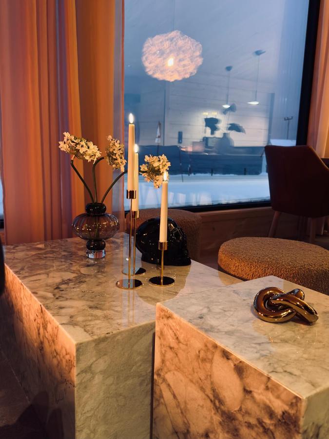Ekkeroy Lodge - Arctic Living Vadso Ngoại thất bức ảnh