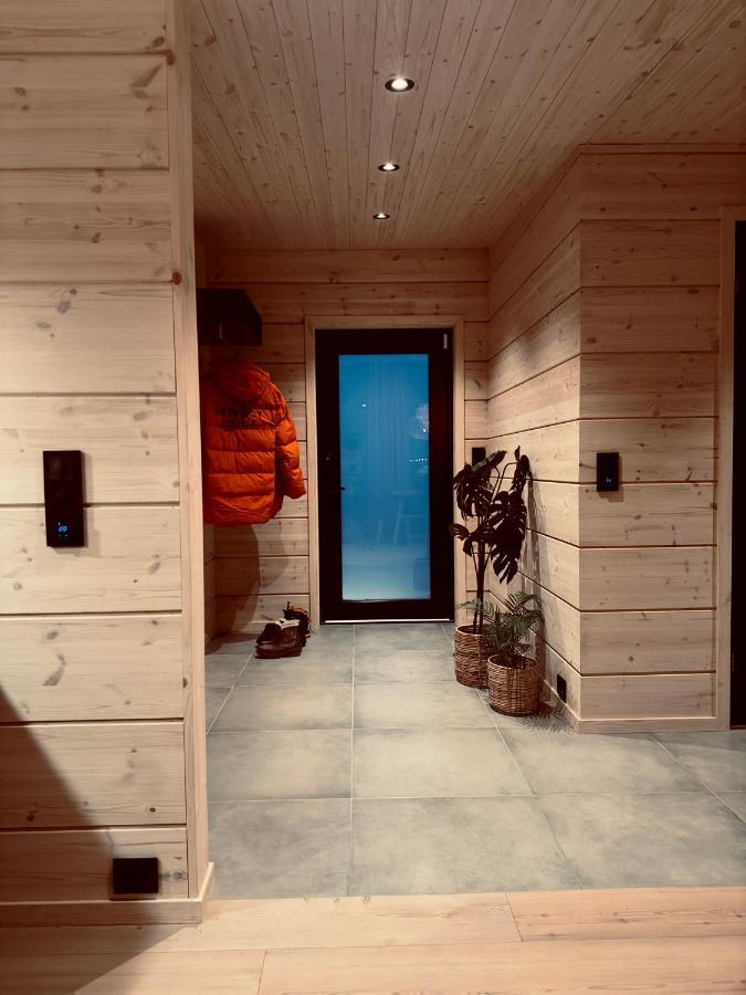 Ekkeroy Lodge - Arctic Living Vadso Ngoại thất bức ảnh