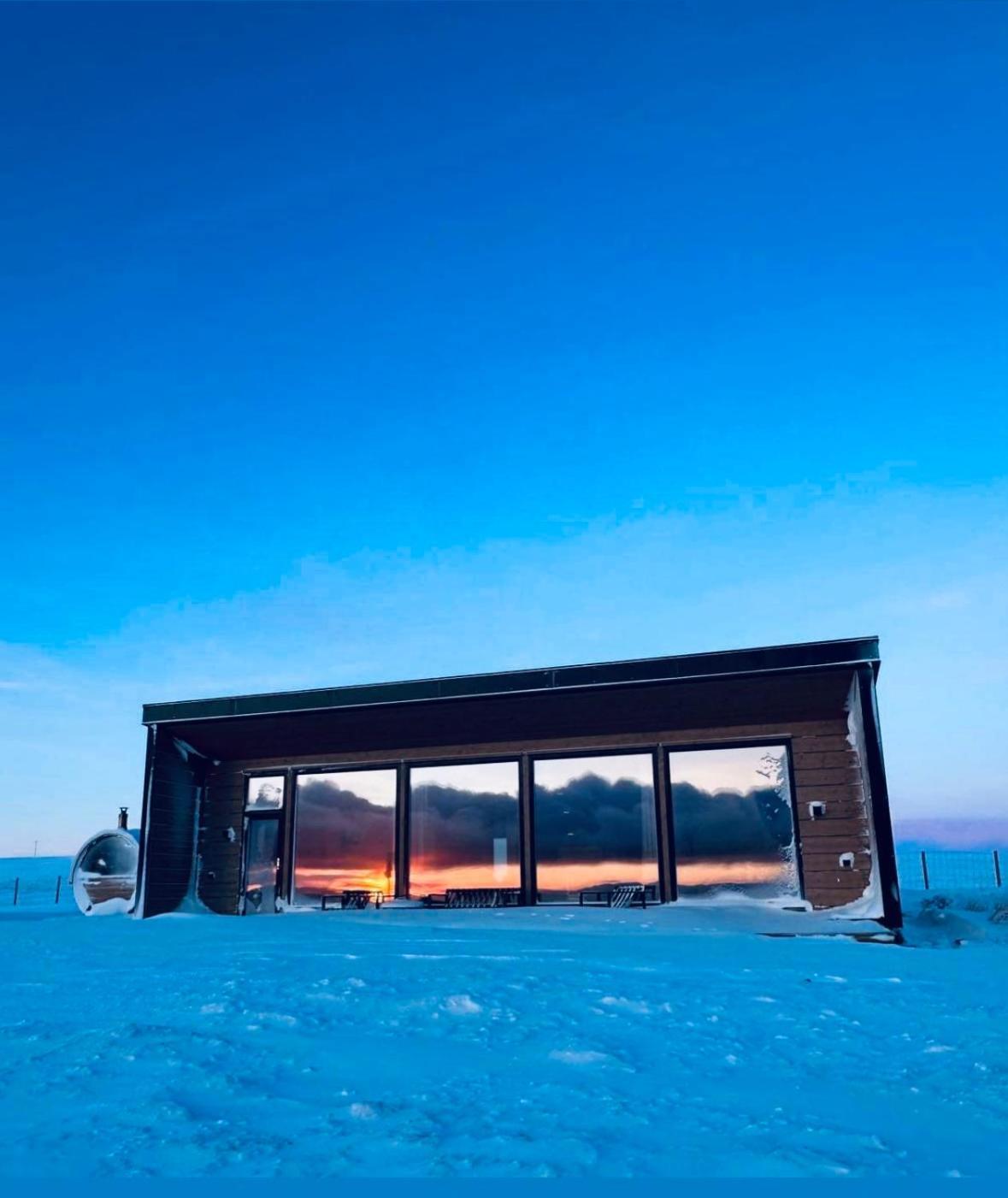 Ekkeroy Lodge - Arctic Living Vadso Ngoại thất bức ảnh